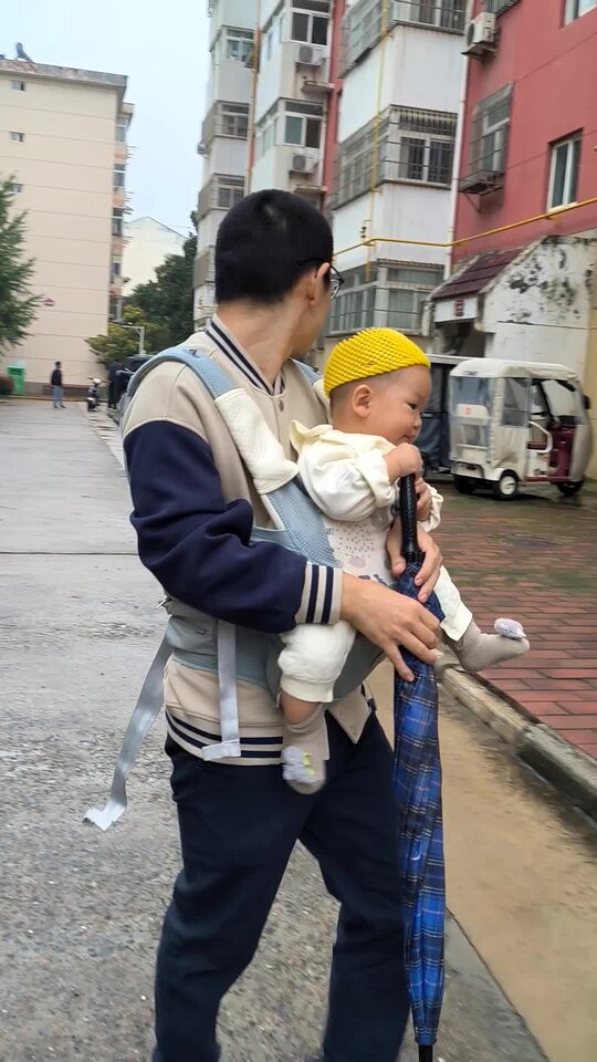 VID_20251004_093948.mp4